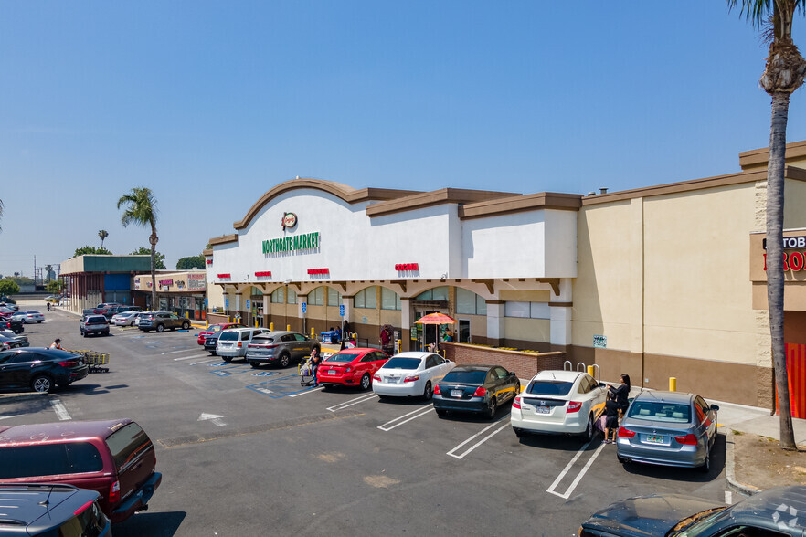 15101-15215 Atlantic Ave, Compton, CA for lease - Building Photo - Image 1 of 6