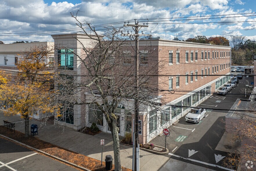 1261 Post Rd, Fairfield, CT for sale - Primary Photo - Image 1 of 1