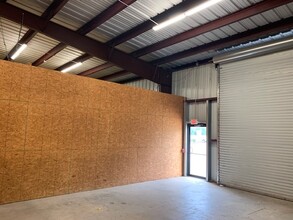 11075 Eastex Fwy, Beaumont, TX for lease Building Photo- Image 2 of 11