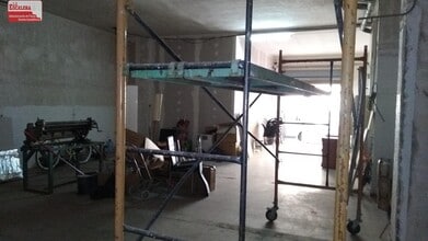 Retail in Ibi, Alicante for lease Interior Photo- Image 1 of 4