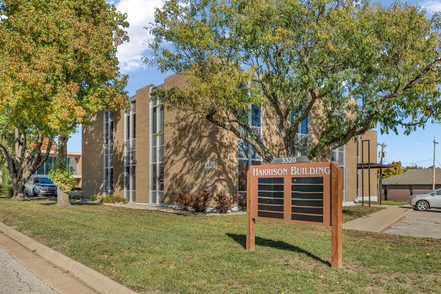 3320 Sw Harrison St, Topeka, KS for sale - Building Photo - Image 1 of 38