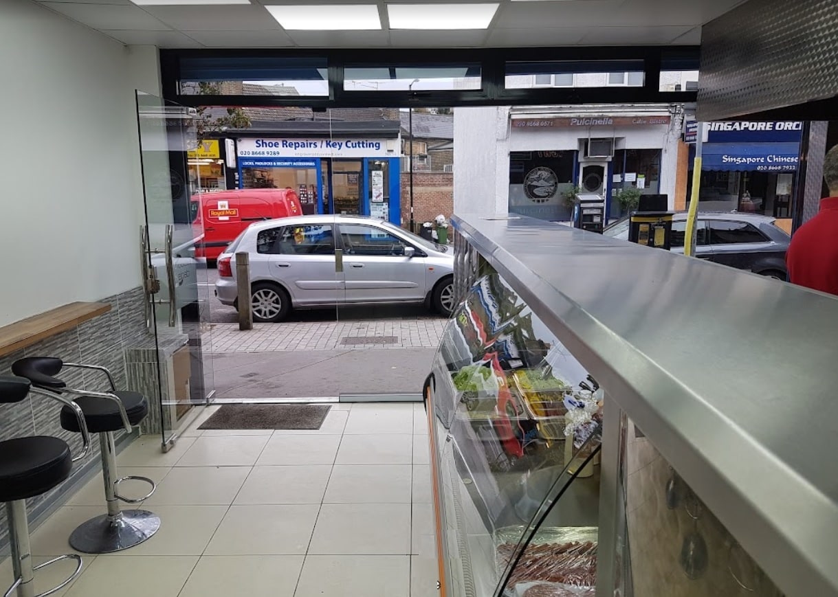 30 Chipstead Valley Rd, Coulsdon, LND CR5 2RA