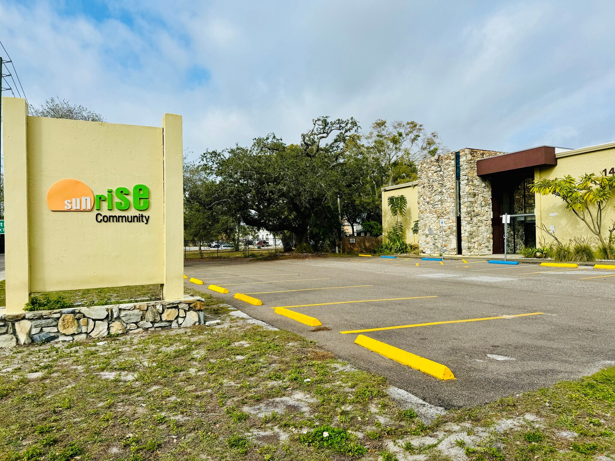 1401 5th Ave N, Saint Petersburg, FL for lease Building Photo- Image 1 of 9