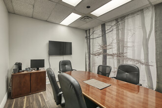 1695 Boul Laval, Laval, QC for lease Interior Photo- Image 2 of 9