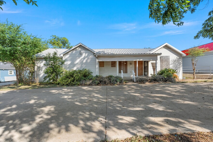 3321 Hillcrest Dr, Waco, TX for lease - Building Photo - Image 1 of 6