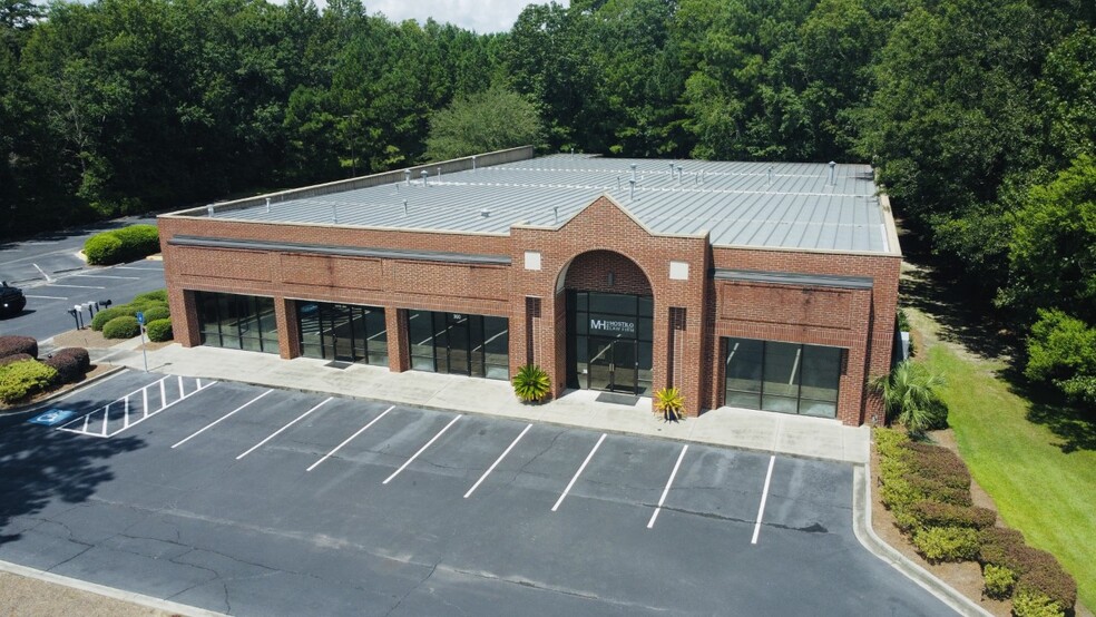 33 Park Of Commerce Way, Savannah, GA for lease - Building Photo - Image 1 of 8