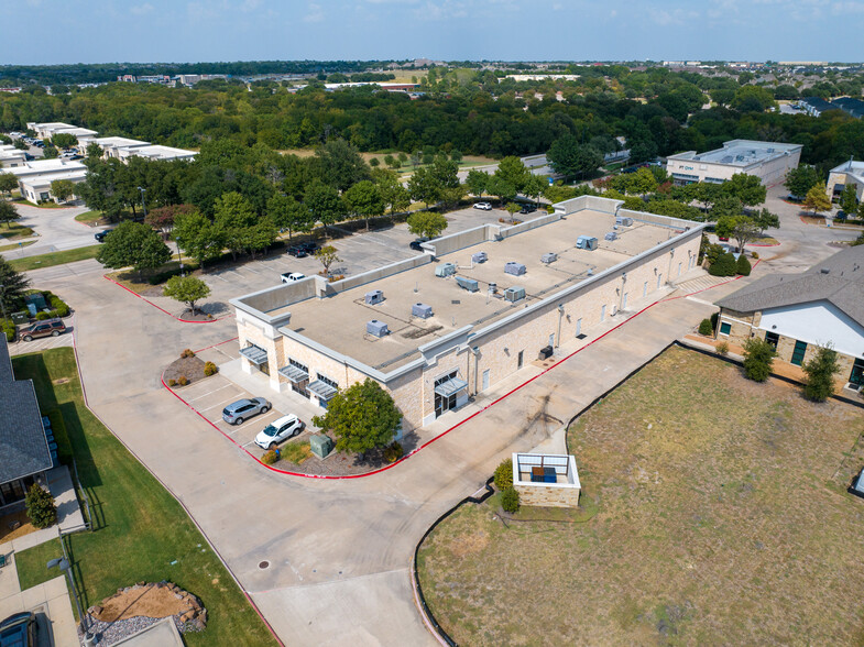 3851 Stonebridge Dr, McKinney, TX for lease - Building Photo - Image 3 of 8