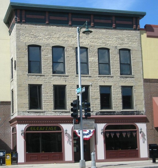 10 E College Ave, Appleton, WI 54911 Office for Lease