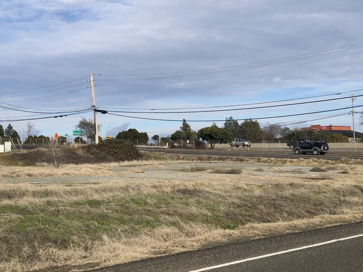 13487 Luther Rd, Auburn, CA 95603