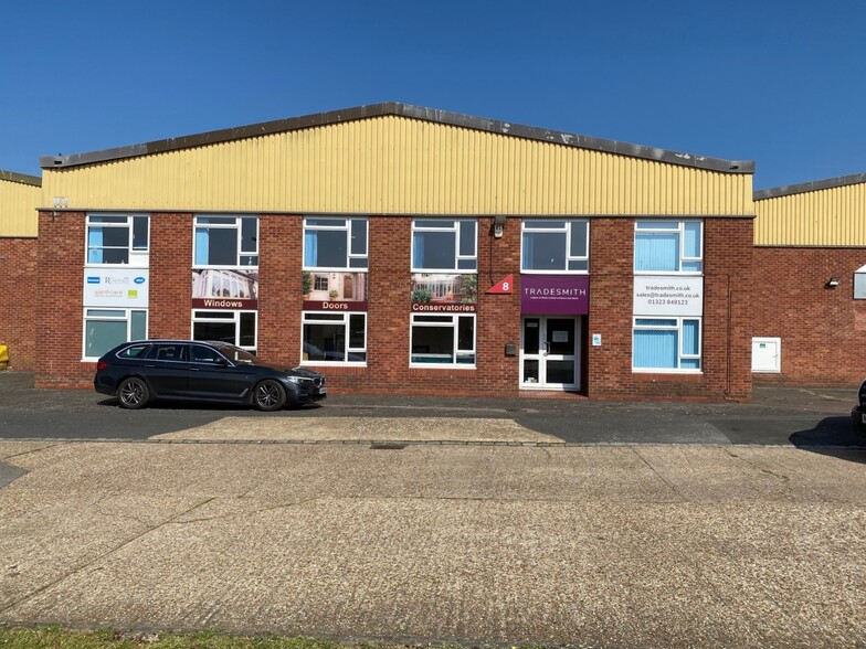 Station Rd, Hailsham for lease - Primary Photo - Image 1 of 5