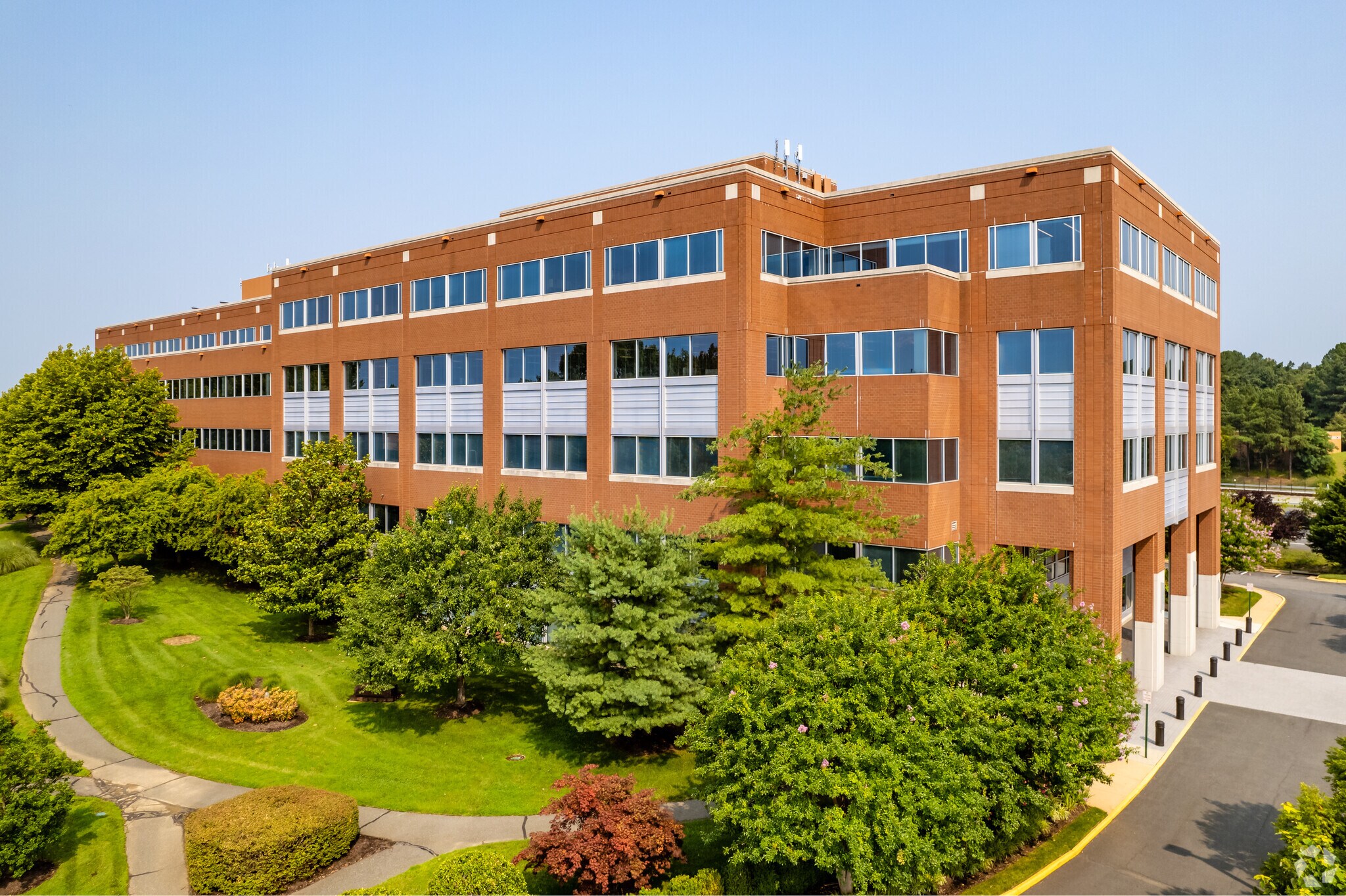 10780-10790 Parkridge Blvd, Reston, VA for sale Building Photo- Image 1 of 1
