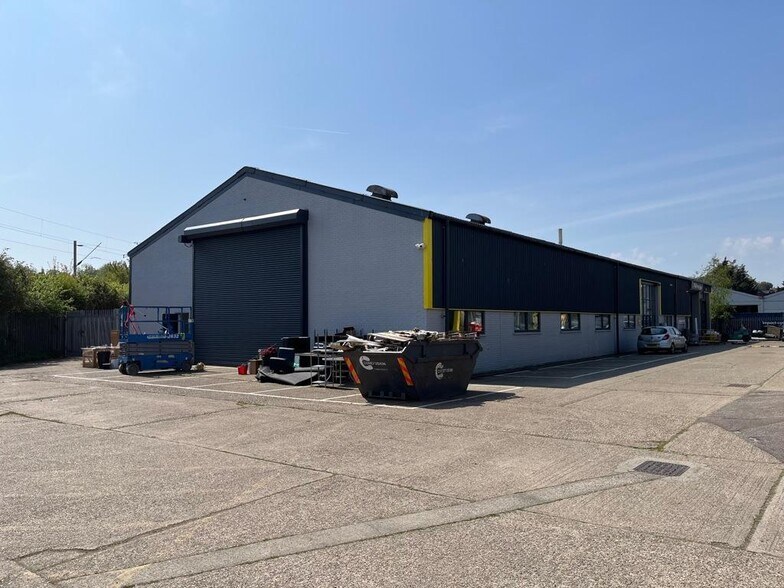Moorside, Colchester for lease - Building Photo - Image 3 of 26