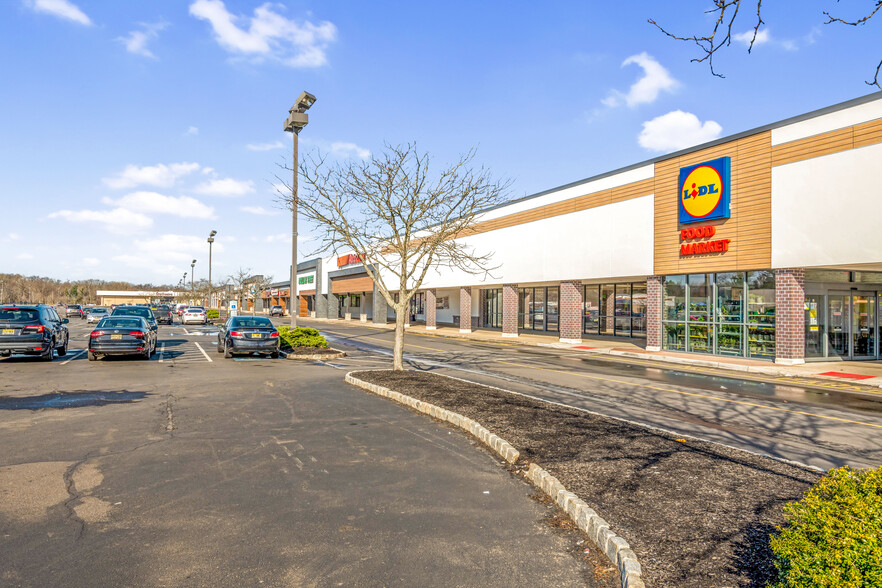 2495 US Highway 1, Lawrenceville, NJ for lease - Building Photo - Image 1 of 9