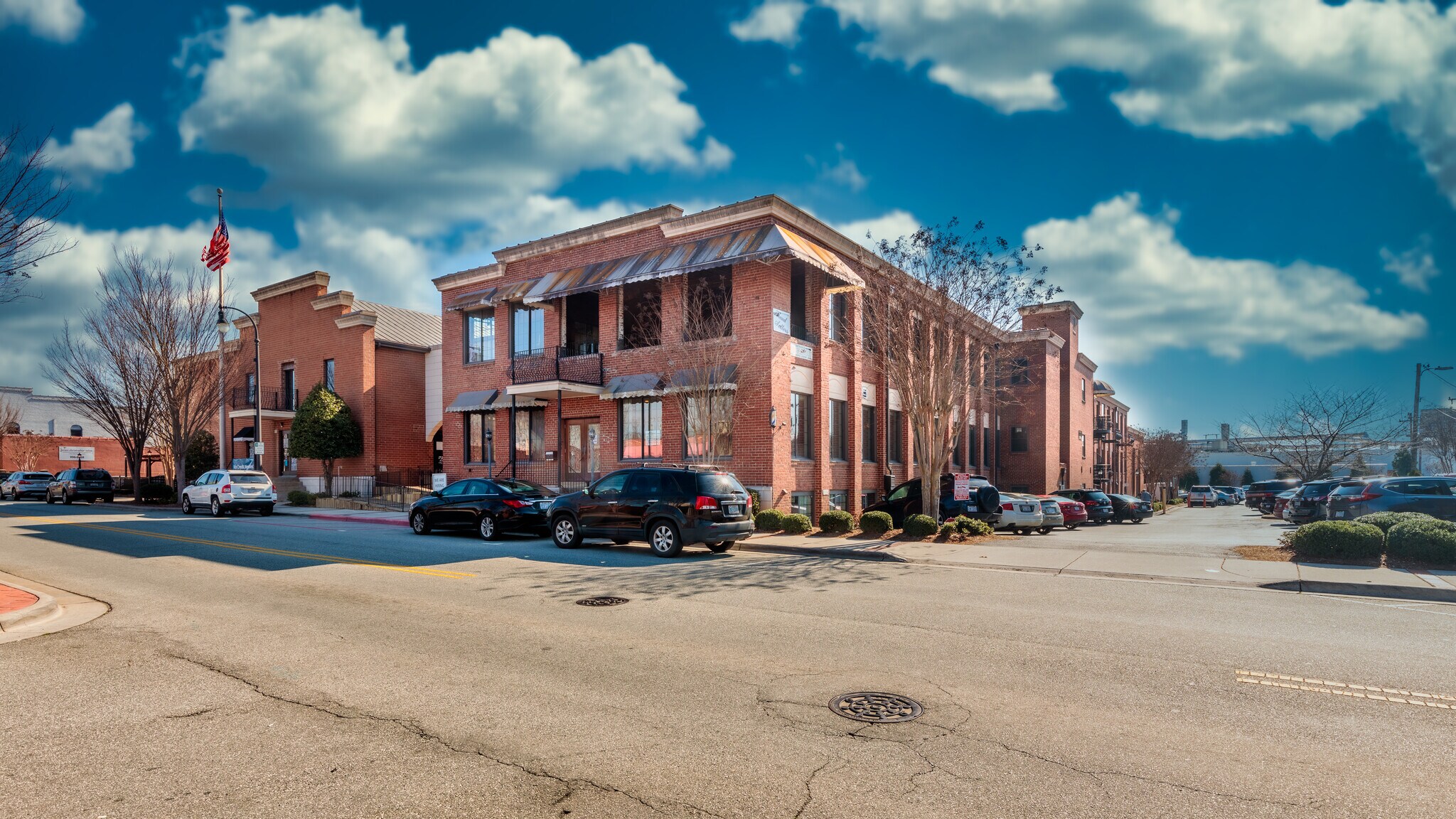 210 N Main St, Kernersville, NC, 27284 Office/Residential Property