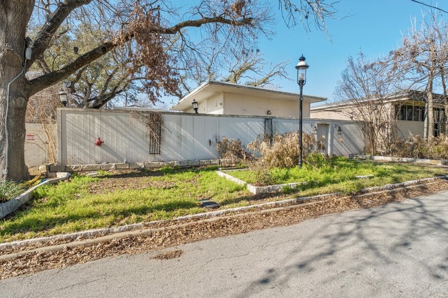 121 Scott St, San Marcos, TX for sale - Building Photo - Image 3 of 37