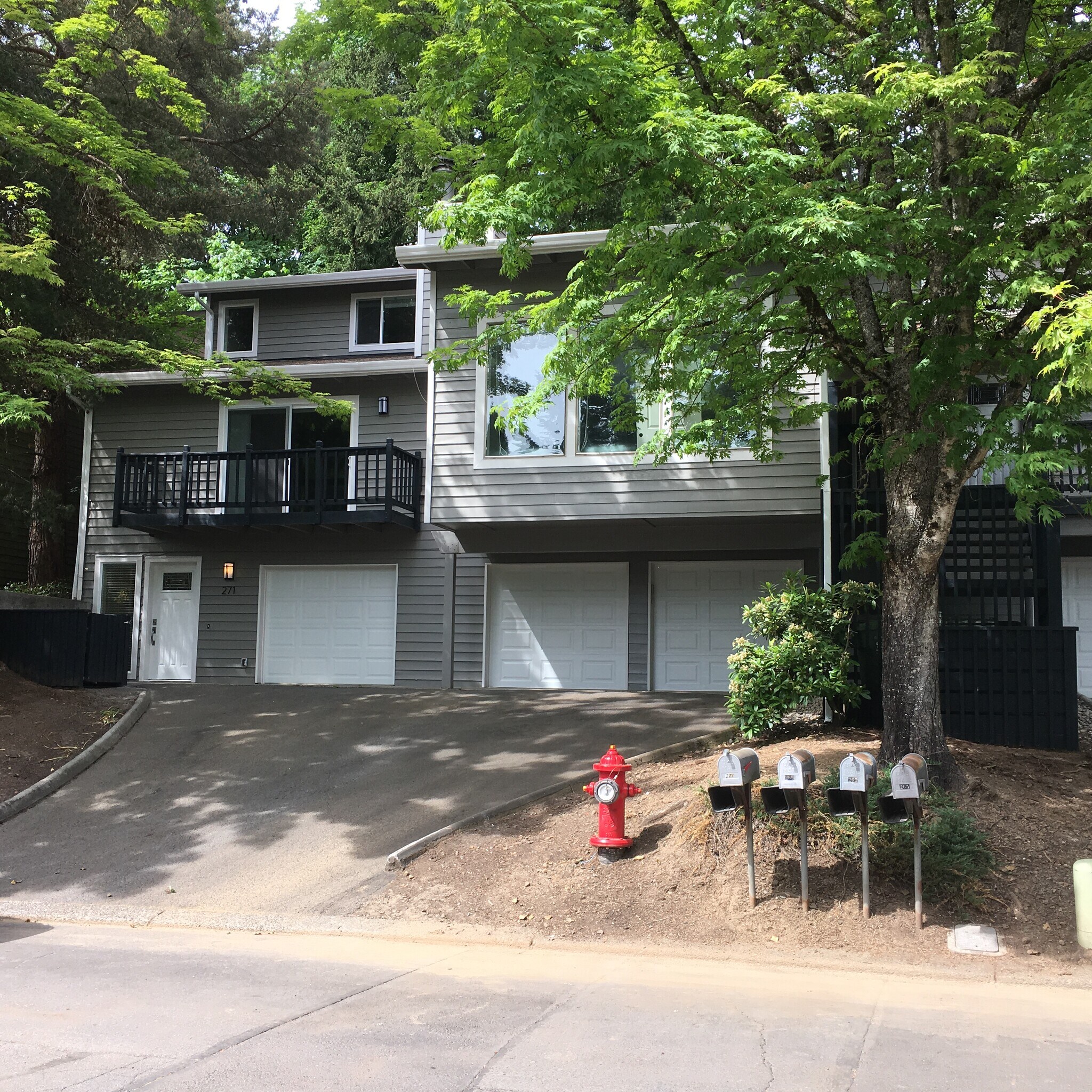 271 Cervantes, Lake Oswego, OR for sale Primary Photo- Image 1 of 1