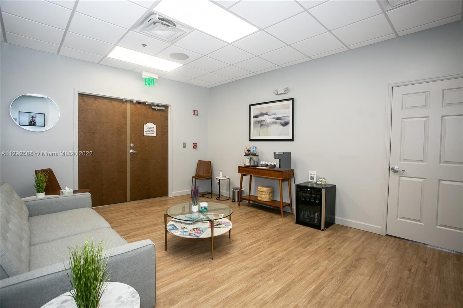 9970 S Central Park Blvd, Boca Raton, FL for lease Interior Photo- Image 1 of 11