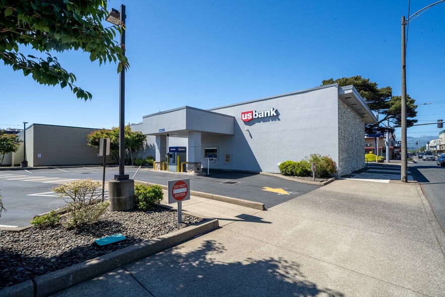 408 Main Ave, Tillamook, OR for sale - Building Photo - Image 3 of 6