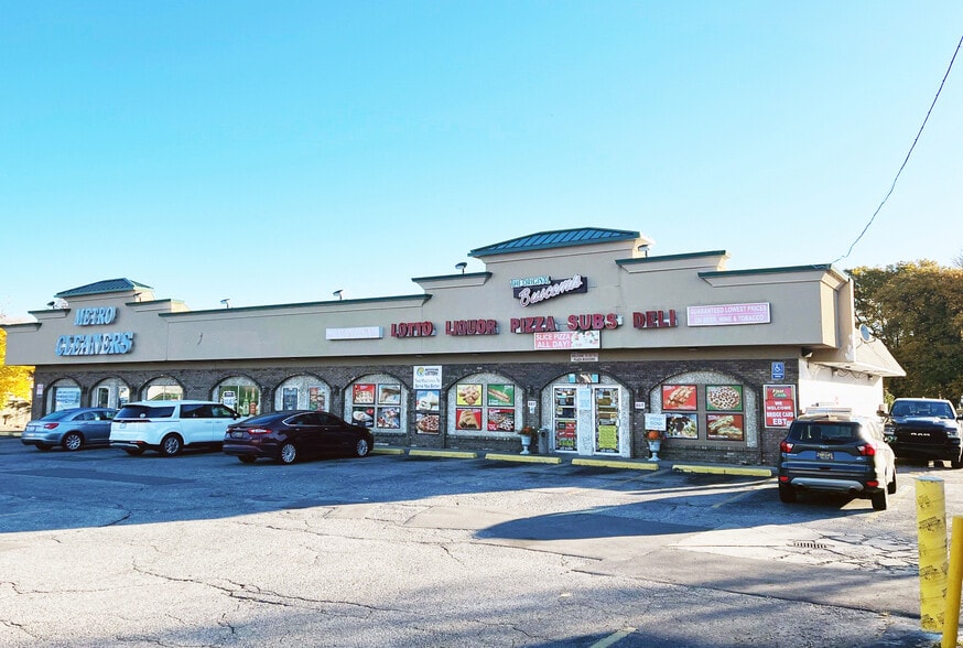 37462 Harper Ave, Clinton Township, MI for lease - Building Photo - Image 1 of 2