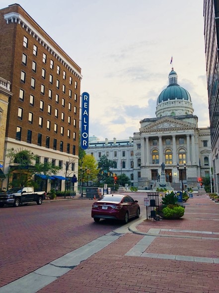 143 W Market St, Indianapolis, IN for sale - Primary Photo - Image 1 of 1