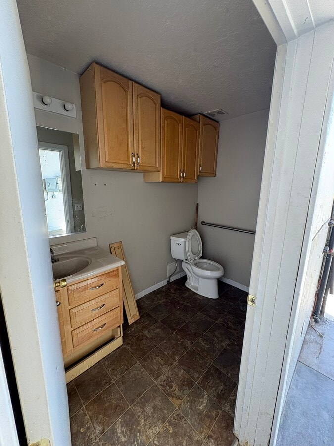 230 Cutler Dr, North Salt Lake, UT 84054 - Unit 1 - - Interior Photo - Image 2 of 24