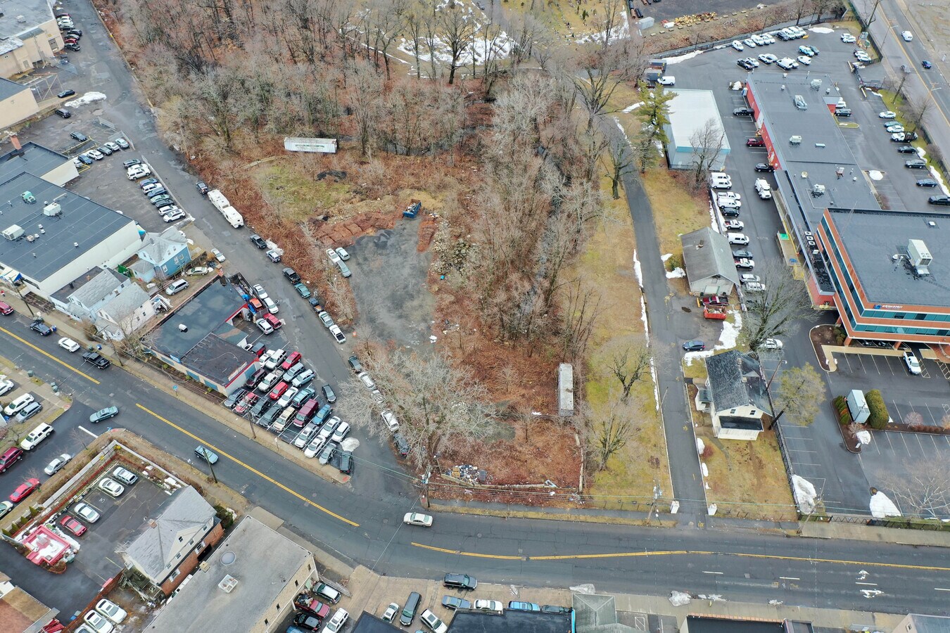 660 Lindley St, Bridgeport, CT 06606