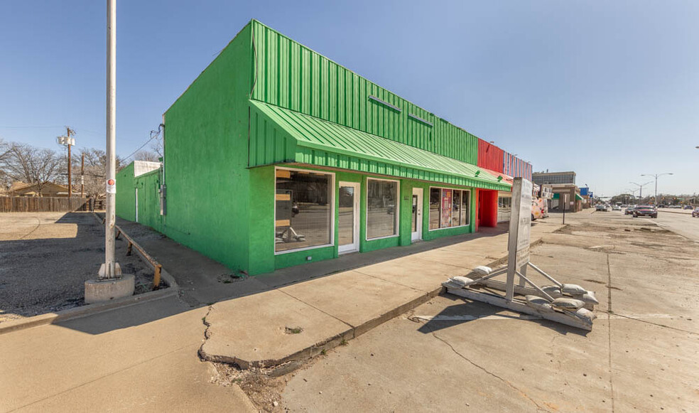 1607-1609 University Ave, Lubbock, TX for sale - Building Photo - Image 1 of 1