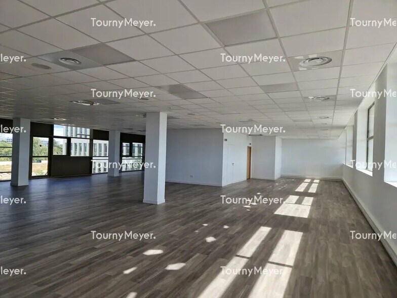 Retail in Montpellier for lease - Interior Photo - Image 3 of 9