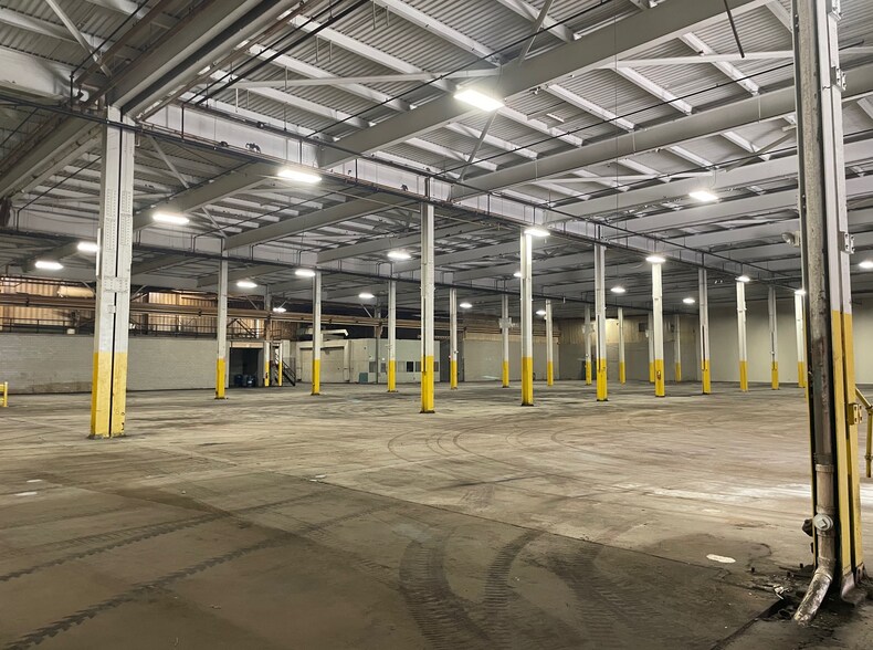 607 N Oak Ave, Sidney, OH for lease - Building Photo - Image 2 of 6