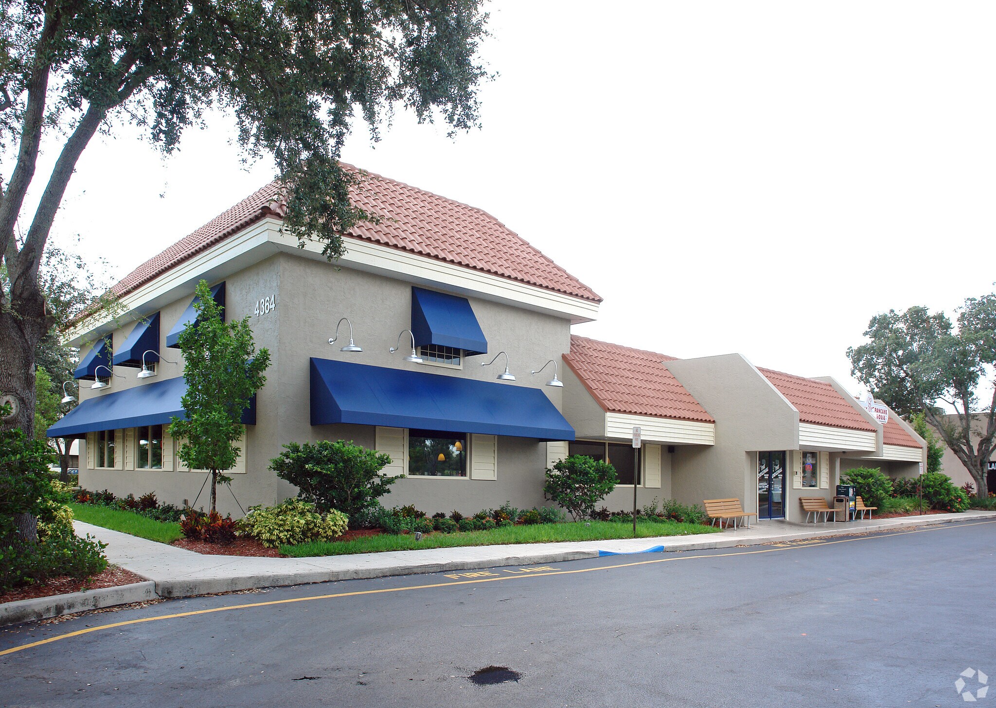 8924 N Military Trl, West Palm Beach, FL for lease Primary Photo- Image 1 of 6