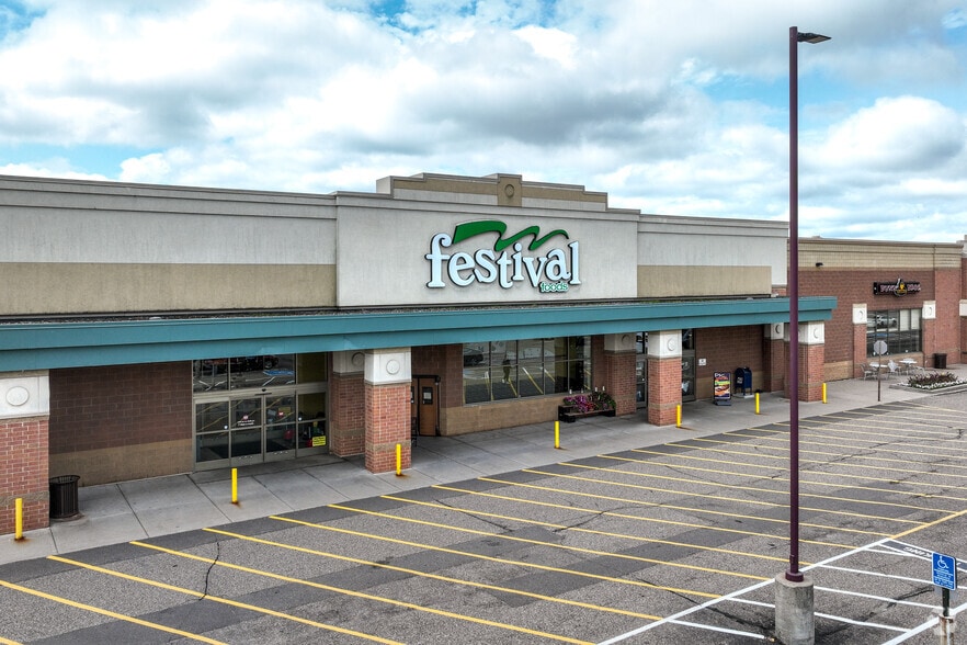 2218-2258 NW Bunker Lake Blvd, Andover, MN for lease - Primary Photo - Image 2 of 5