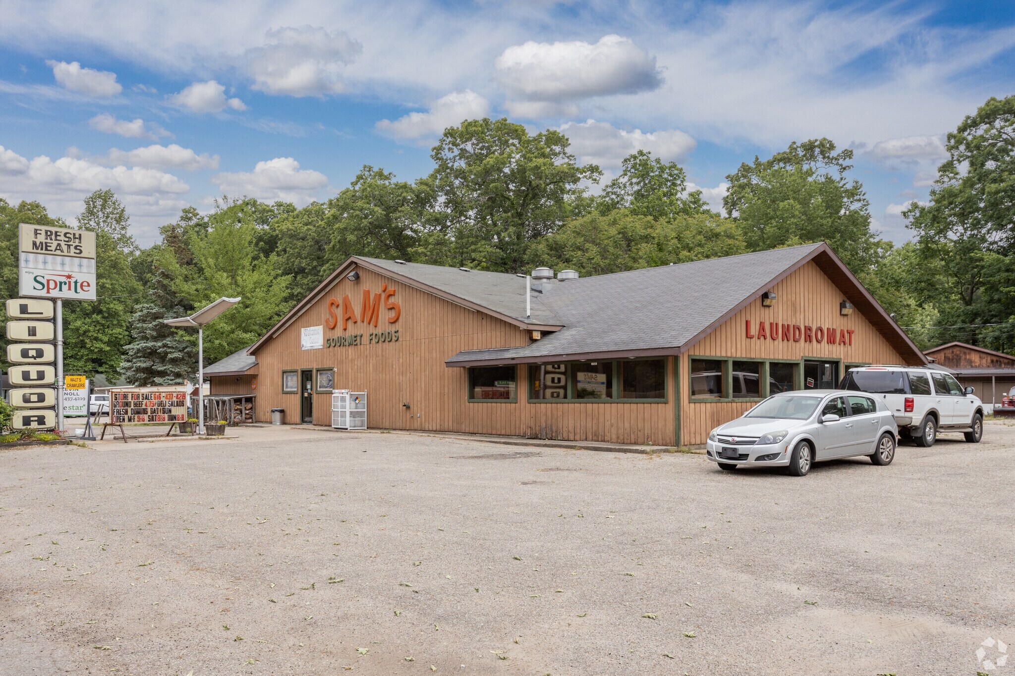 11080 Gun Lake Rd, Middleville, MI for sale Primary Photo- Image 1 of 1