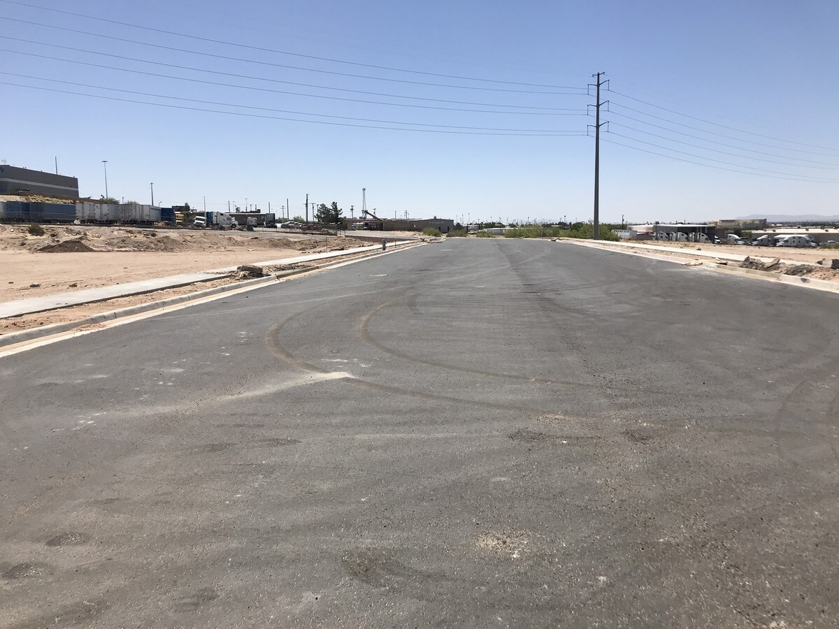 8721 Yermoland St, El Paso, TX 79907