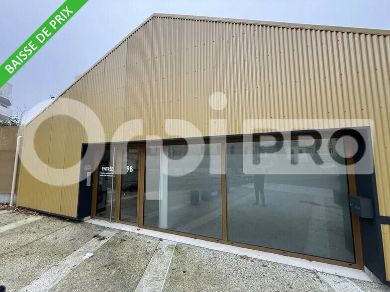 Office in Le Havre for lease - Building Photo - Image 1 of 7