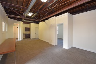 33 E 7th St, Covington, KY for lease Interior Photo- Image 1 of 4