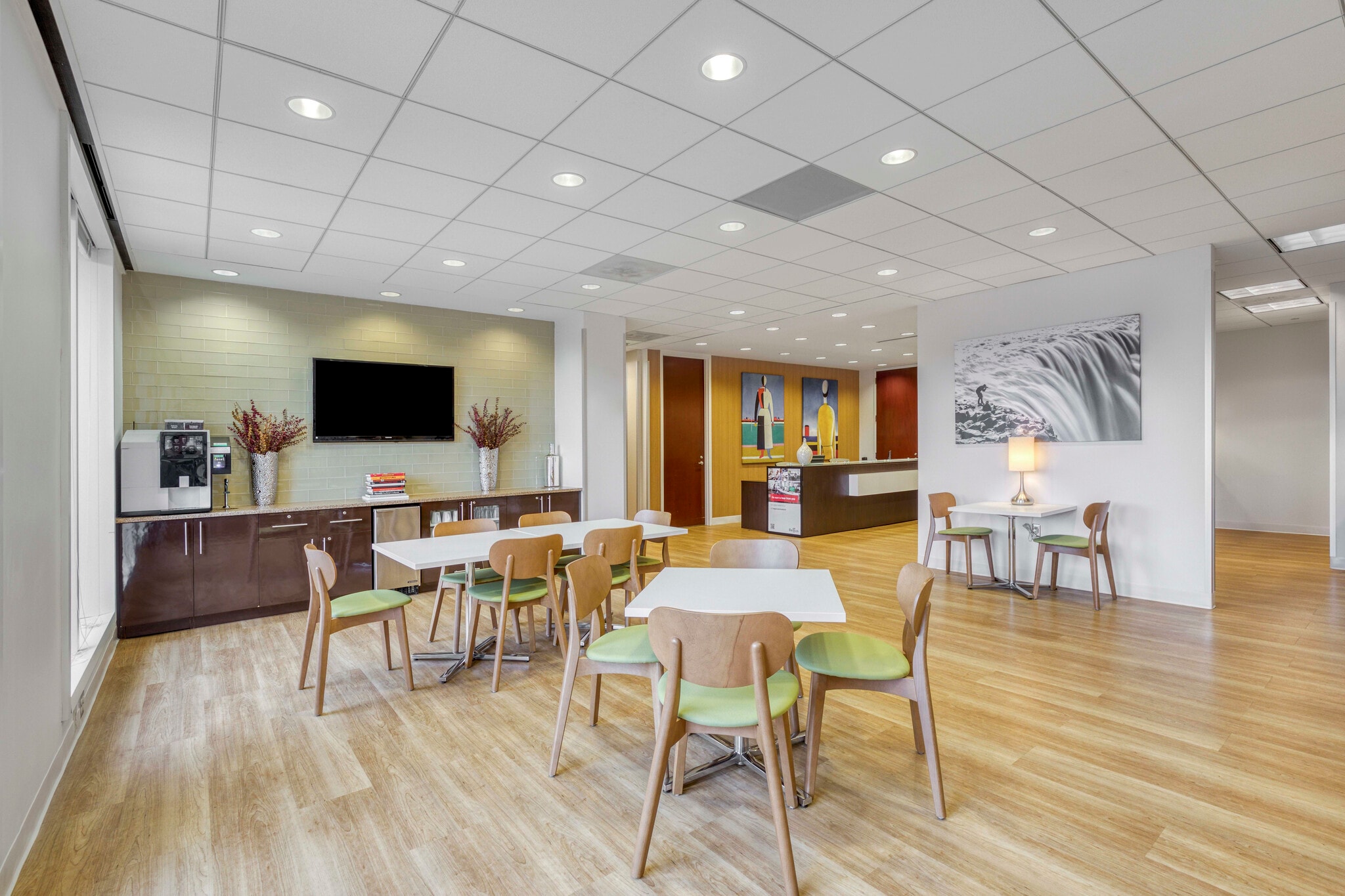 2475 Northwinds Pky, Alpharetta, GA for lease Interior Photo- Image 1 of 4