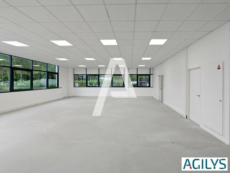 4 Rue René Razel, Saclay for lease - Interior Photo - Image 3 of 12