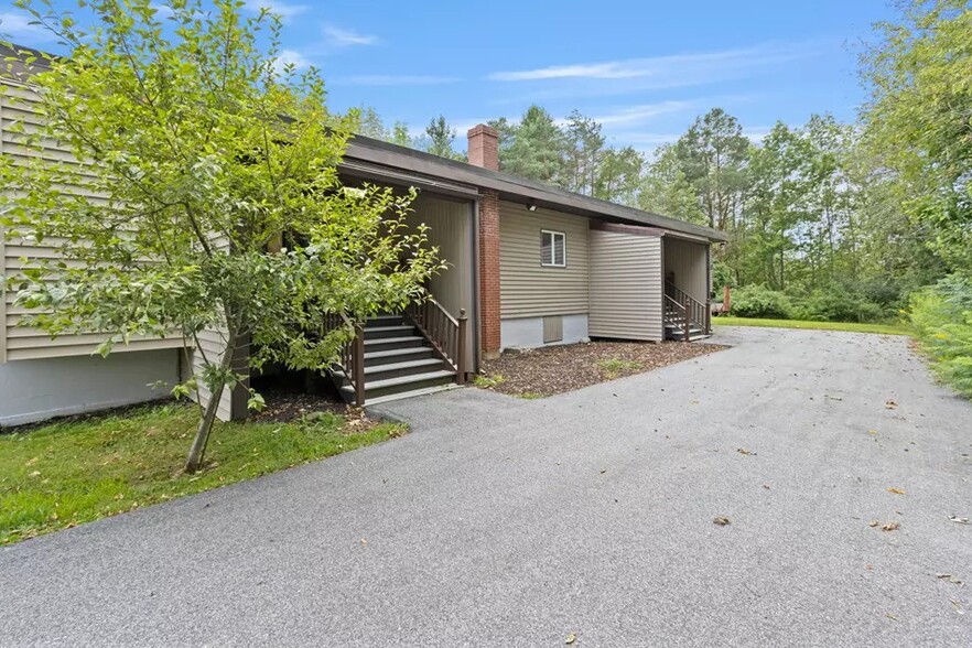 587 Spring St, Westbrook, ME for sale - Building Photo - Image 3 of 40