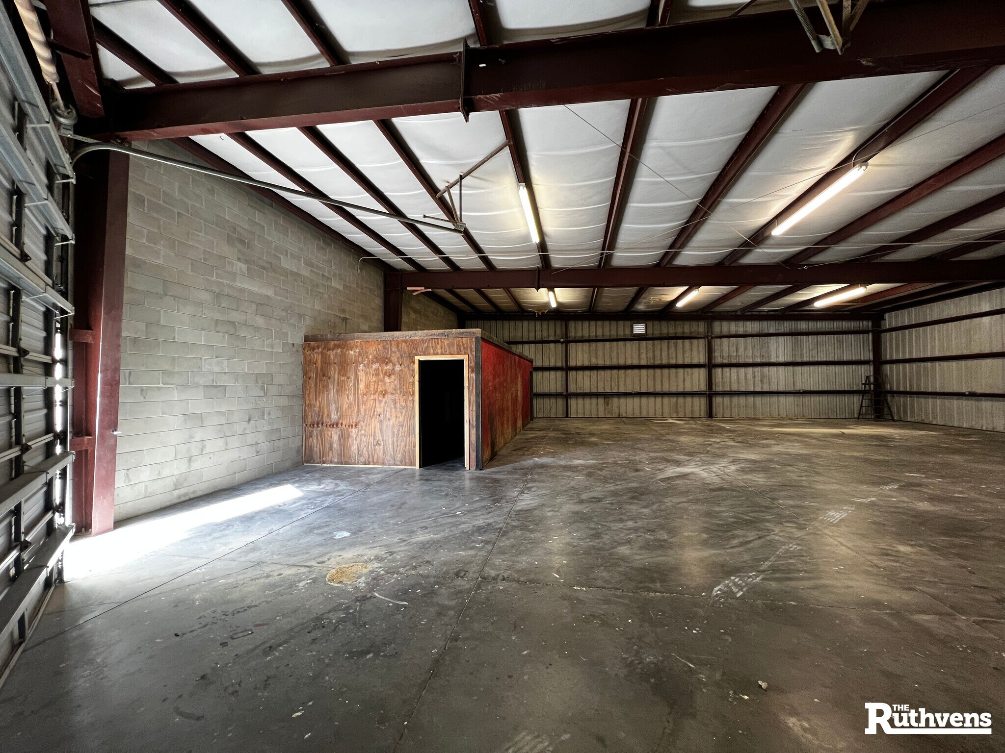 5450 Commercial Blvd, Auburndale, FL 33823 Small Bay Warehouse on
