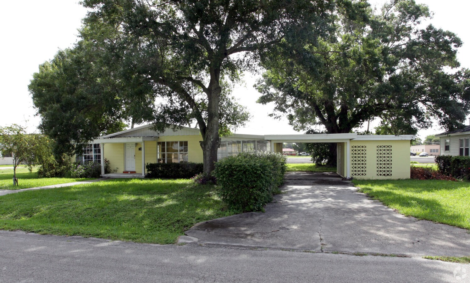 316 Bond St, Clewiston, FL 33440