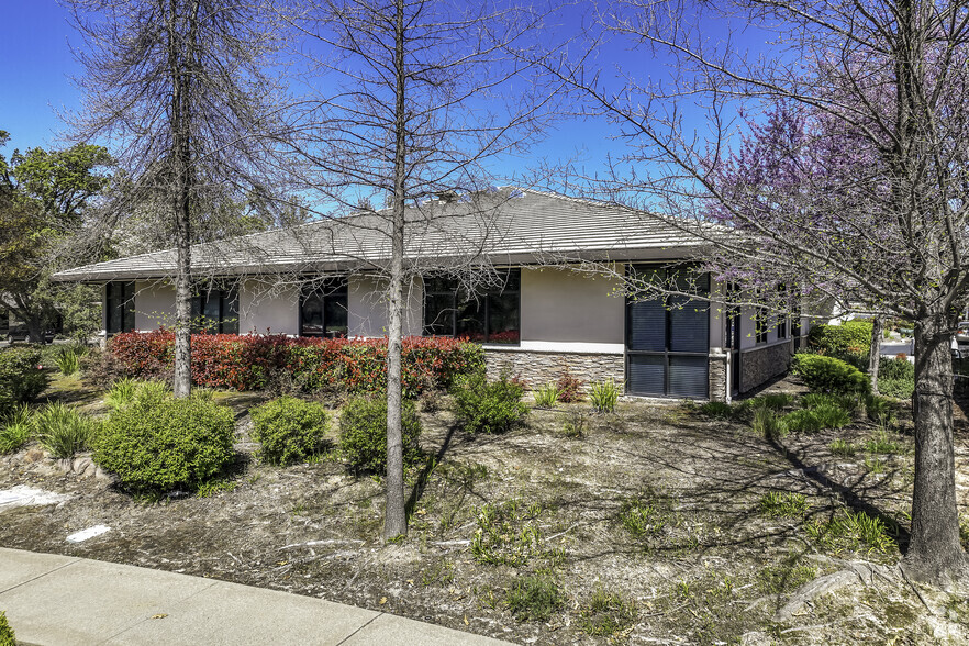 5930 Granite Lake Dr, Granite Bay, CA for lease - Building Photo - Image 3 of 7