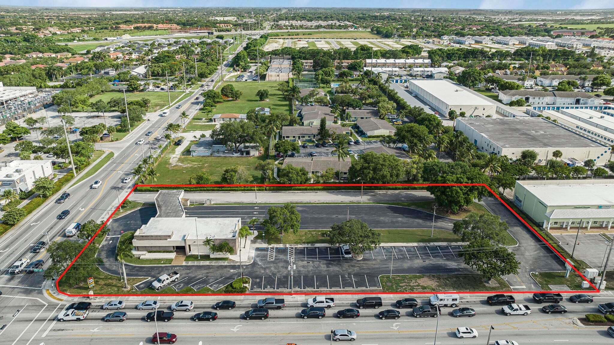 1750 NE 8th St, Homestead, FL for lease Building Photo- Image 1 of 44