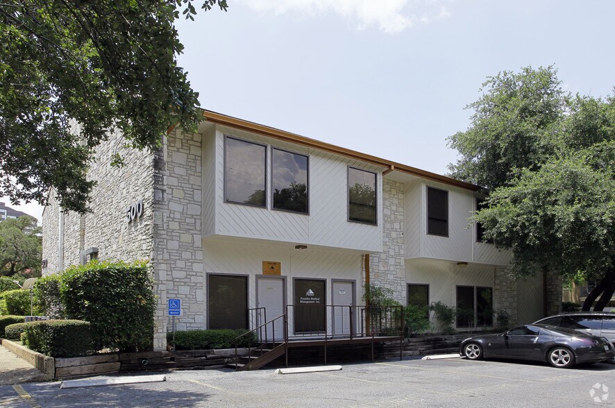4115 Medical Dr, San Antonio, TX for lease - Image 1 of 3