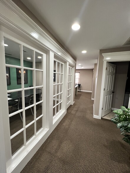 1215 E 33rd St, Tulsa, OK for lease - Building Photo - Image 2 of 8