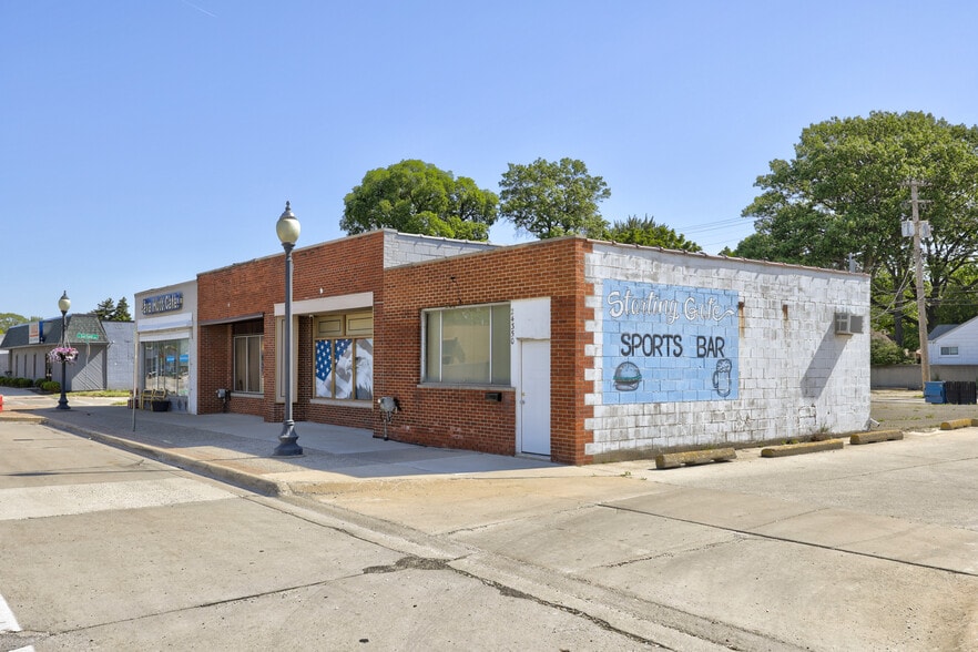 24354 John R Rd, Hazel Park, MI for sale - Building Photo - Image 3 of 27