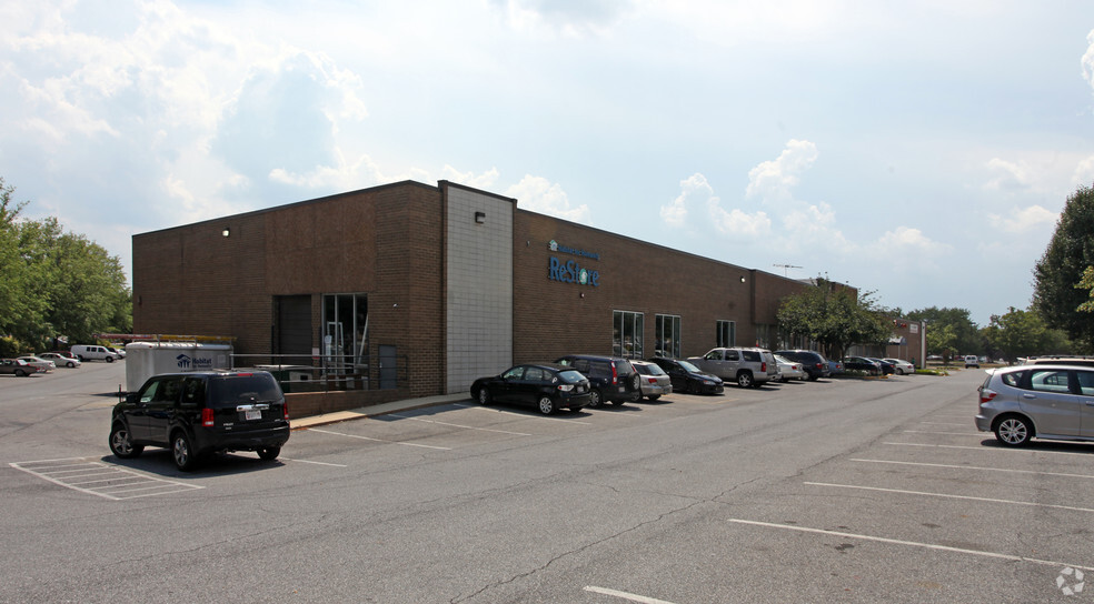 9100-9172 Gaither Rd, Gaithersburg, MD for lease - Building Photo - Image 1 of 3