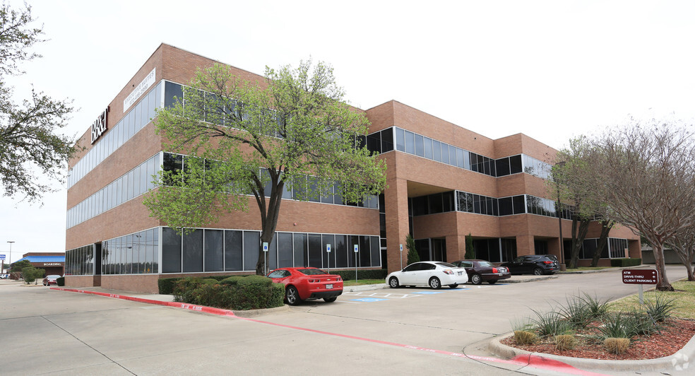 2340 E Trinity Mills Rd, Carrollton, TX for lease - Building Photo - Image 1 of 7