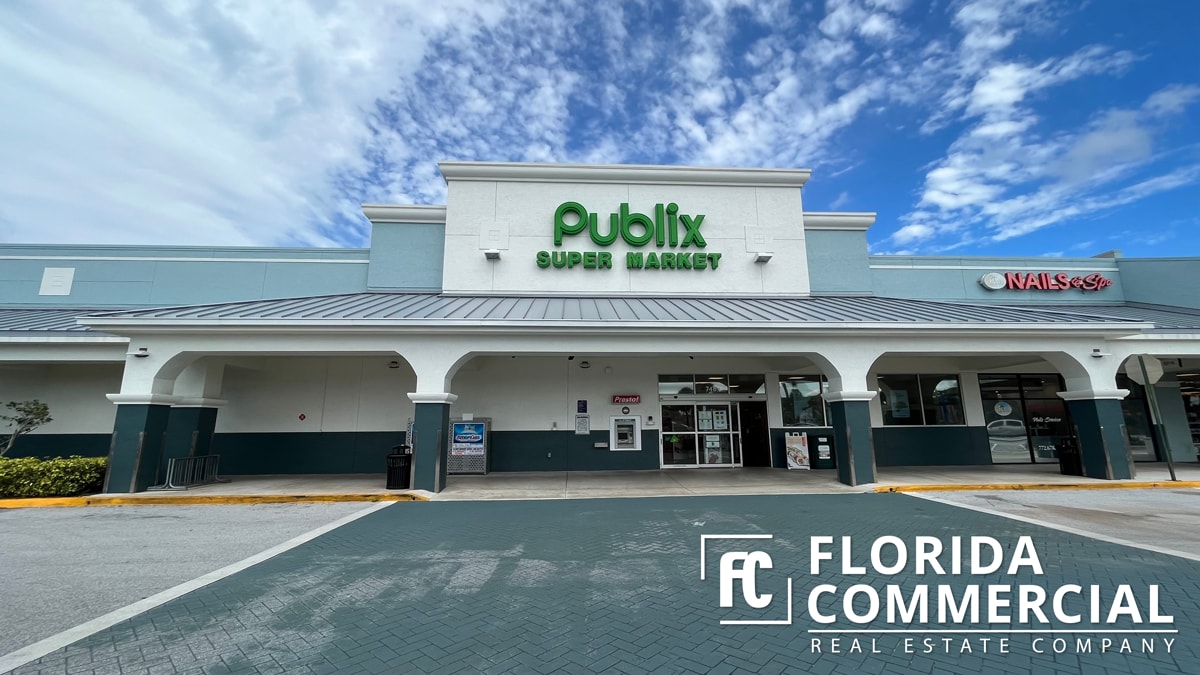 746 SW Federal Hwy, Stuart, FL 34994 Downtown Publix Shopping Center