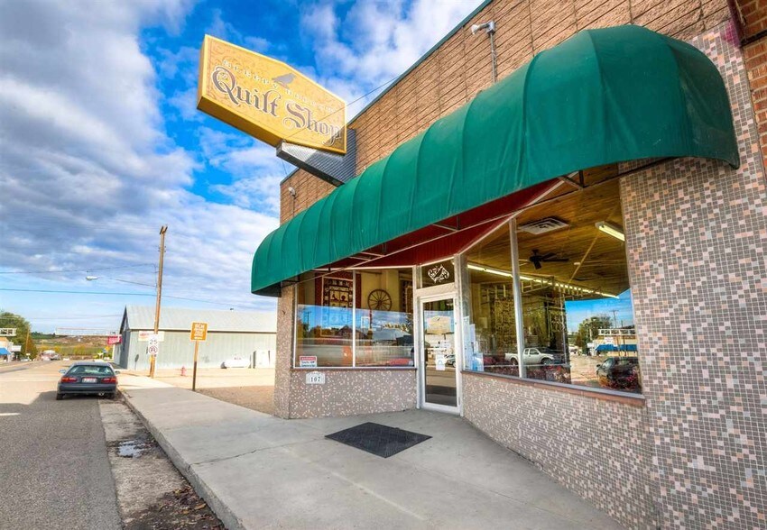 107 W Main St, Marsing, ID for sale - Primary Photo - Image 1 of 1