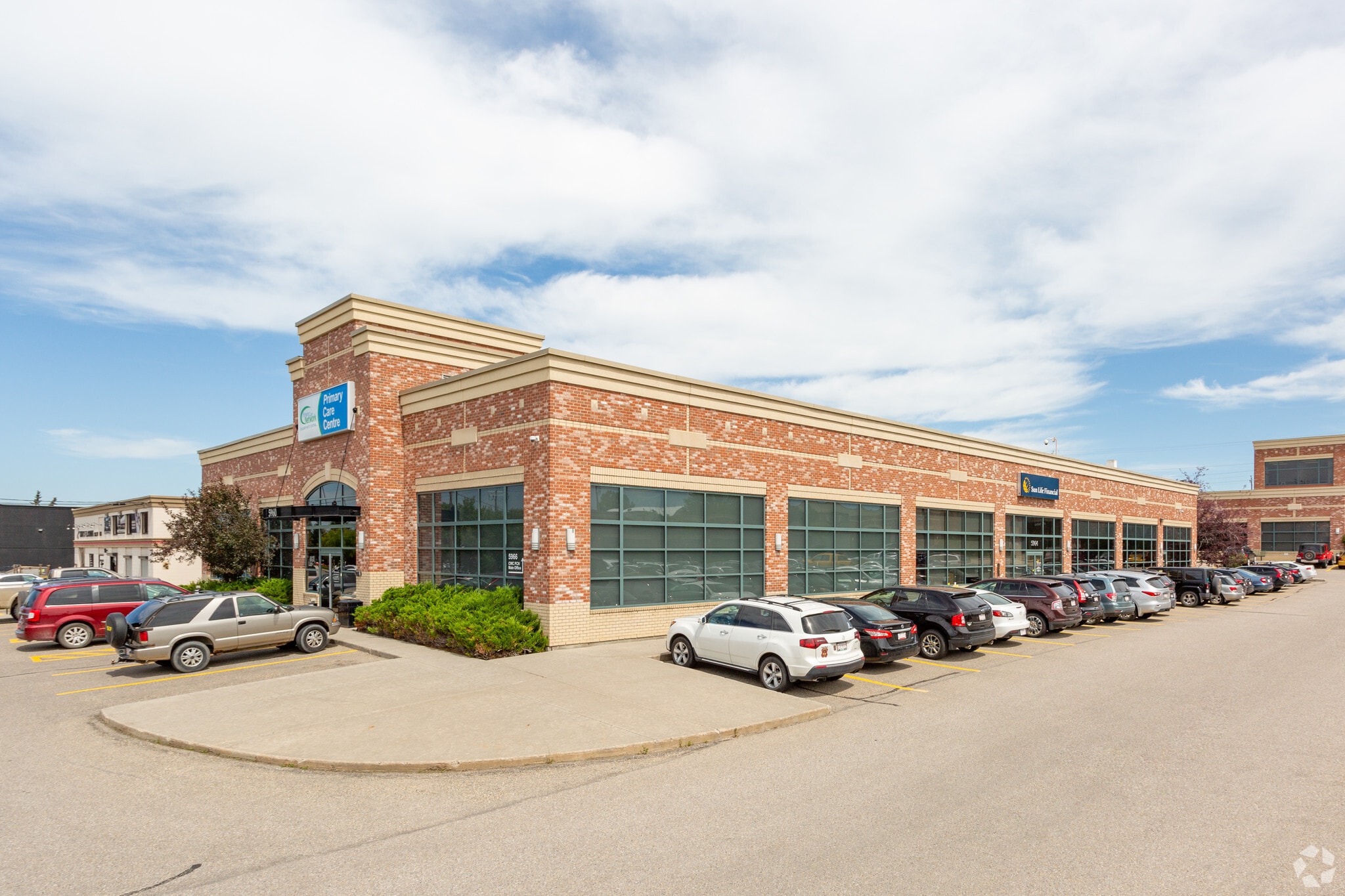 5980 Centre St SE, Calgary, AB for sale Primary Photo- Image 1 of 1